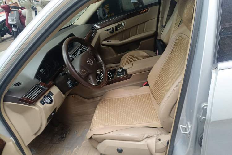 Used Mercedes-Benz E-Class 2013 E 260 L CGI Elegant Model