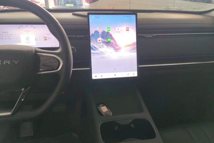 Used Chery Explore 06 C-DM 2024 Luxury Model