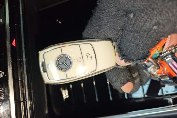 Used Mercedes-Benz B-Class 2021 B 200 Sport Edition Vehicle Key