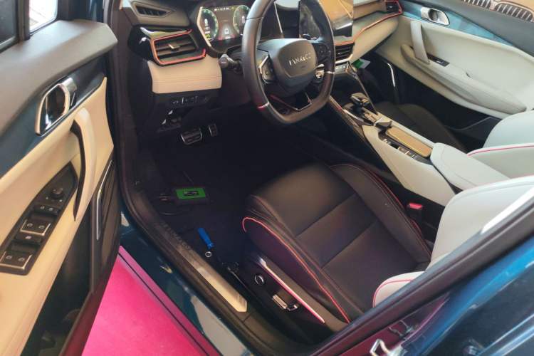 Used Lynk & Co 06 2020 1.5T YAO Halo
