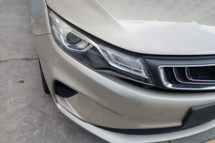 Used Geely Auto Emgrand GL 2017 1.8L Manual Elite Model
