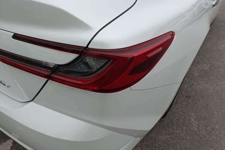 Used Toyota Camry 2024 Dual-Motor 2.0 HGVP Luxury Edition
