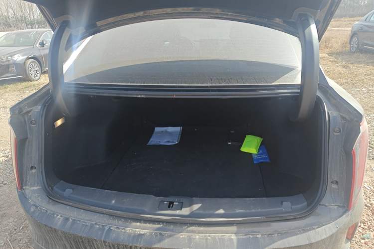 Used Hongqi E-QM5 2024 500km Range Edition