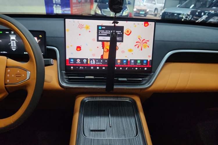 Used Dongfeng eπ eπ008 2025 210 Ultra Range-Extended Version 5 Seats