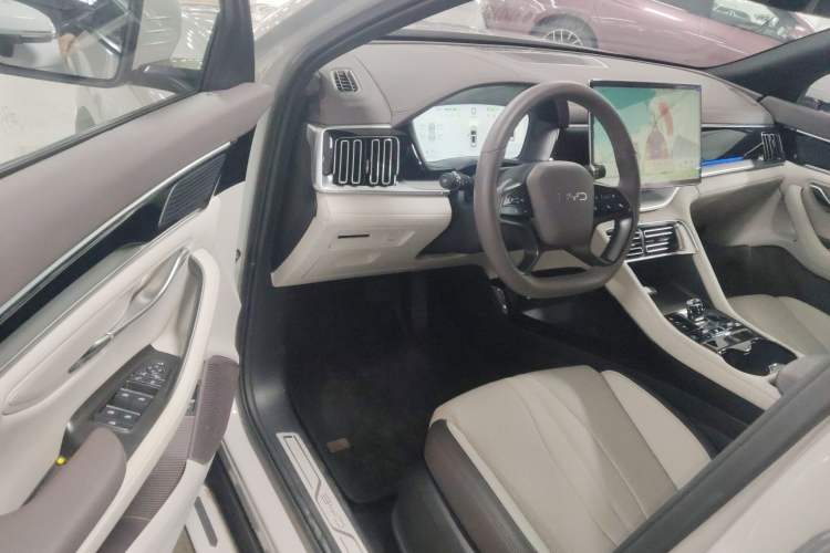 Used BYD Song PLUS New Energy 2025 DM-i Intelligent Driving 160KM Flagship Model
