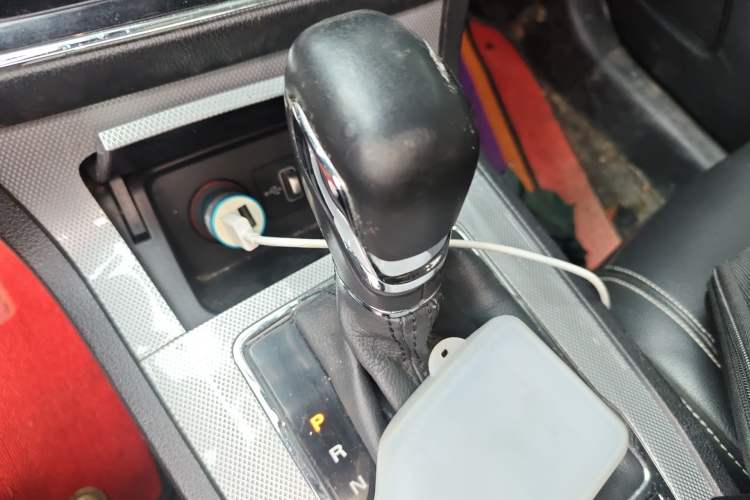 Used Roewe RX5 2019 20T Two-Wheel Drive Automatic 4G Connected Platinum Edition
