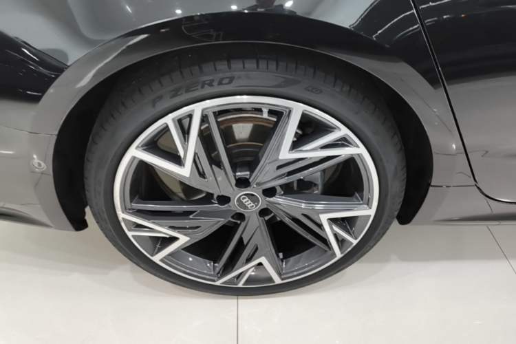 Used Audi A7L 2023 45 TFSI quattro S-line Black Warrior Edition

