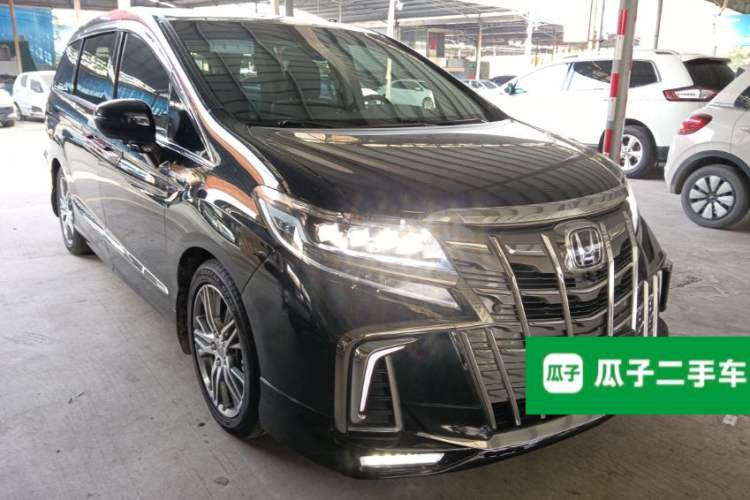 Used Honda Elysion 2019 2.0L Hybrid Luxury Edition