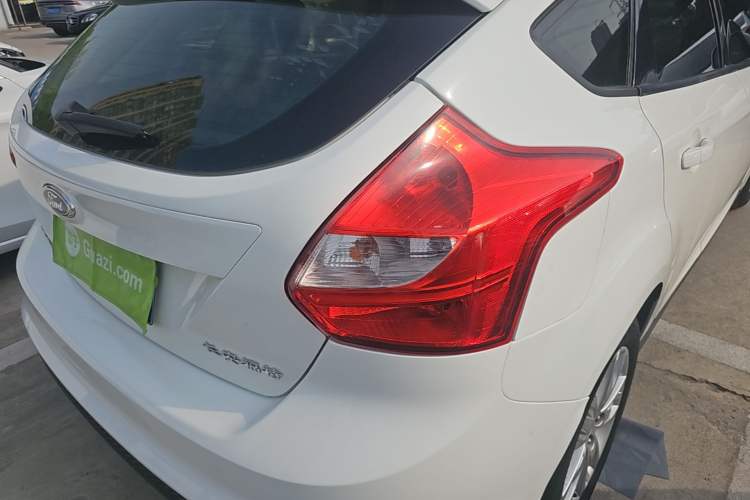 Used Ford Focus 2012 Hatchback 1.6L Automatic Comfort Model
