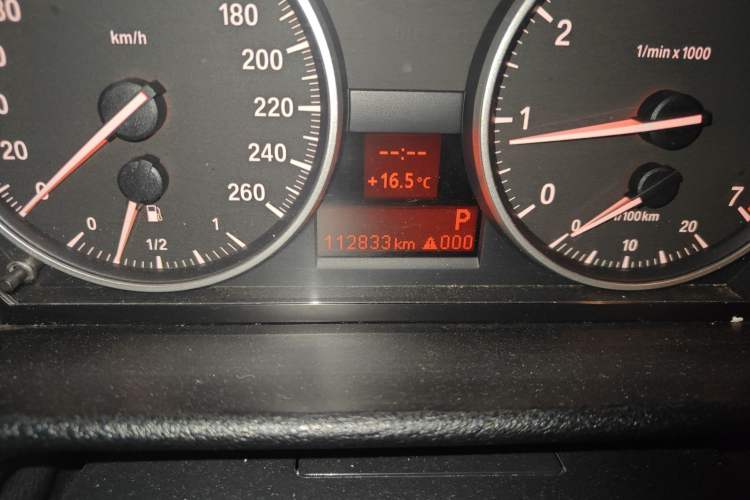 Used BMW X1 2010 sDrive18i Luxury Model
