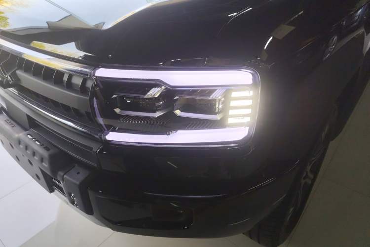 Used Formula Leopard 5 2025 Model 210KM Cloud Ride Tian Shen Ultra Version