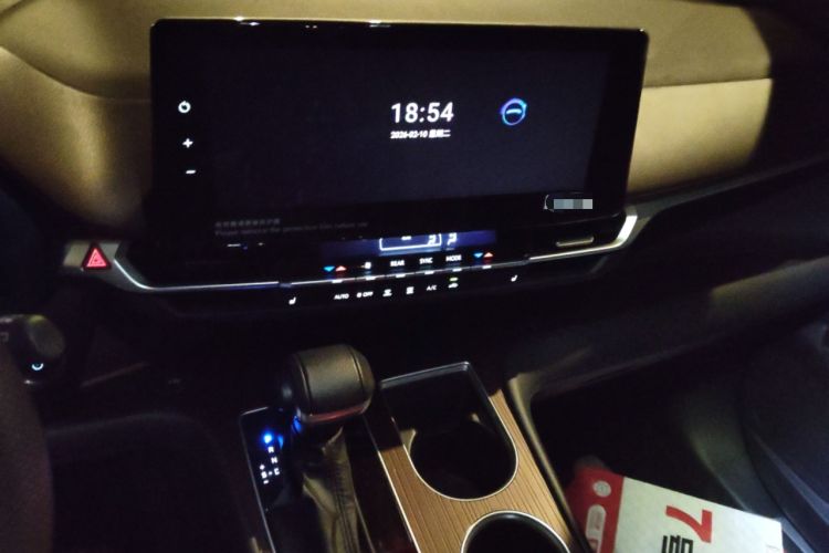 Used Toyota Granvia 2024 2.5L Hybrid Prestige PLUS Four-Wheel Drive Version
