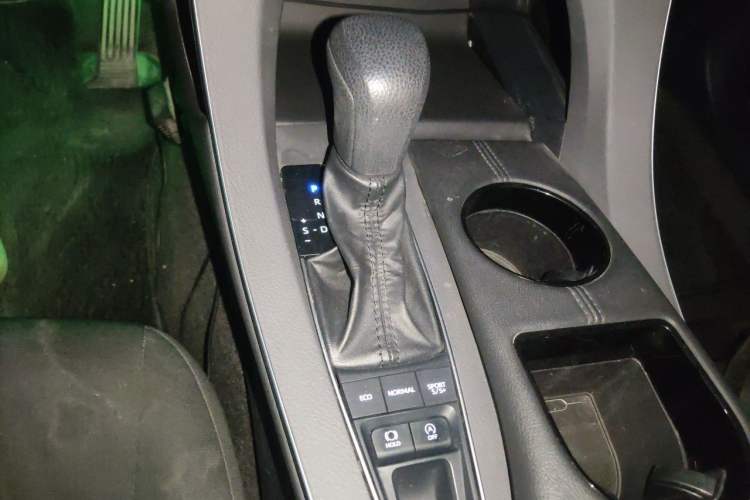 Used Toyota Avalon 2022 2.5L Ambition Edition
