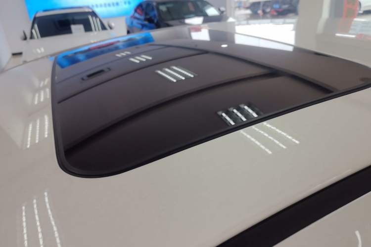 Used Hyundai Elantra (6th Generation / Lingdong) 2020 1.4T Dual-Clutch Xuan Dong · Dynamic Version Roof