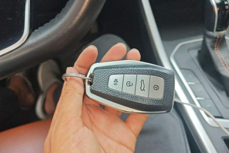 Used Geely Auto Vision X6 2020 1.4T CVT Luxury Edition
