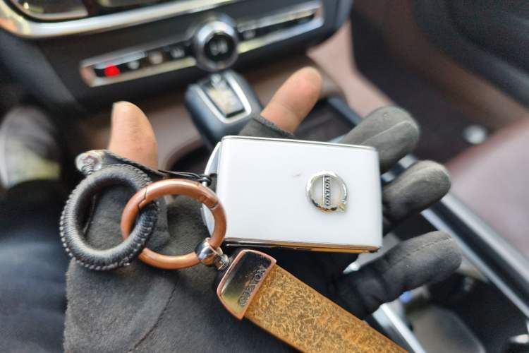 Used Volvo S90 2017 T5 Zhiyuan Edition
