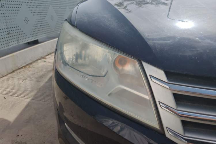 Used Volkswagen Santana 2013 1.4L Manual Comfort Edition Right Front Headlight