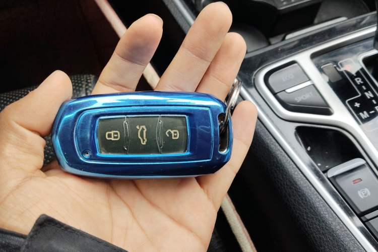 Used Geely Auto Emgrand GT 2015 2.4L Comfort Model
