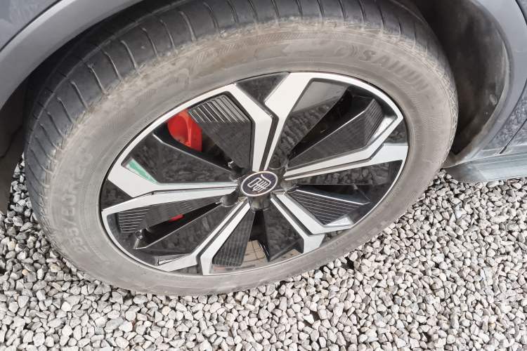 Used BYD Tang New Energy 2022 EV 730KM Luxury Model
