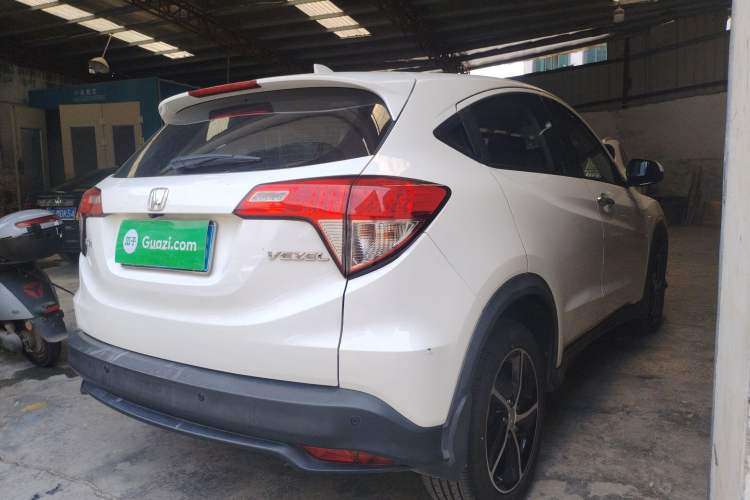 Used Honda Vezel 2020 1.5L CVT Pioneer Edition Rear Right 45 Deg