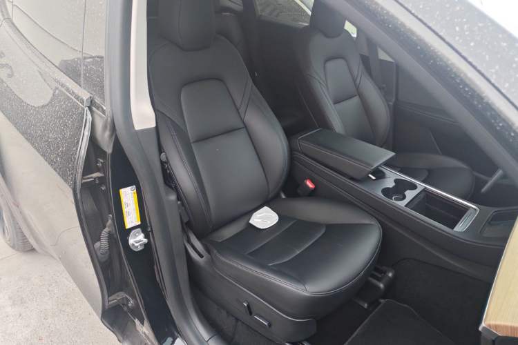 Used Tesla Model Y 2022 Rear-Wheel-Drive Version