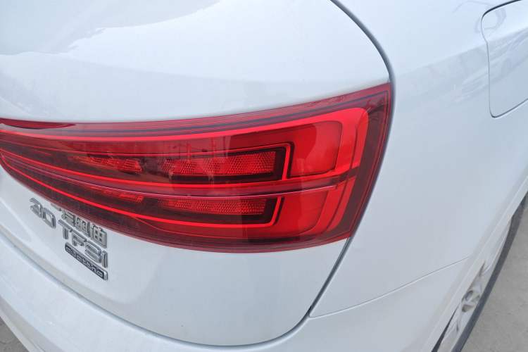 Used Audi Q3 2017 30 TFSI Fashion Model