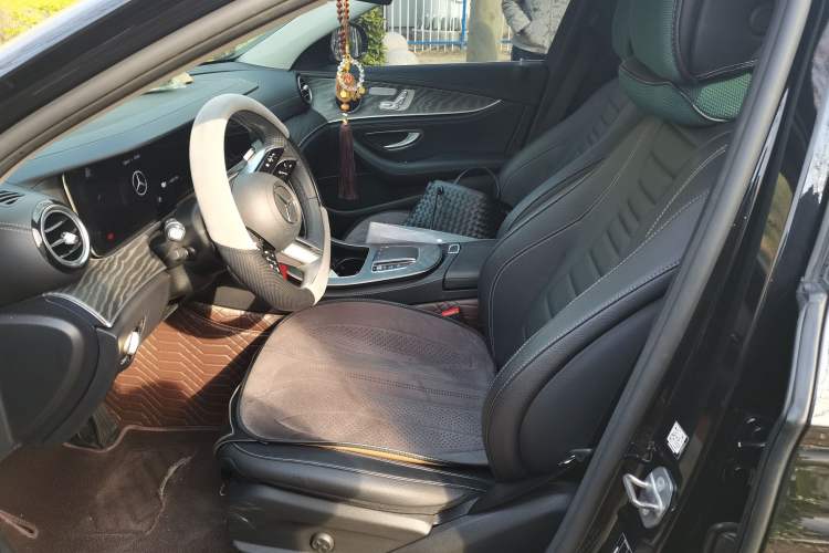 Used Mercedes-Benz E-Class New Energy 2023 E 350 e L Plug-in Hybrid Sports Sedan Left Front Seat