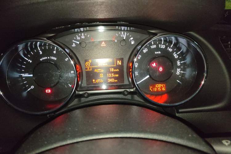 Used Peugeot 3008 2015 2.0L Automatic Trend Edition