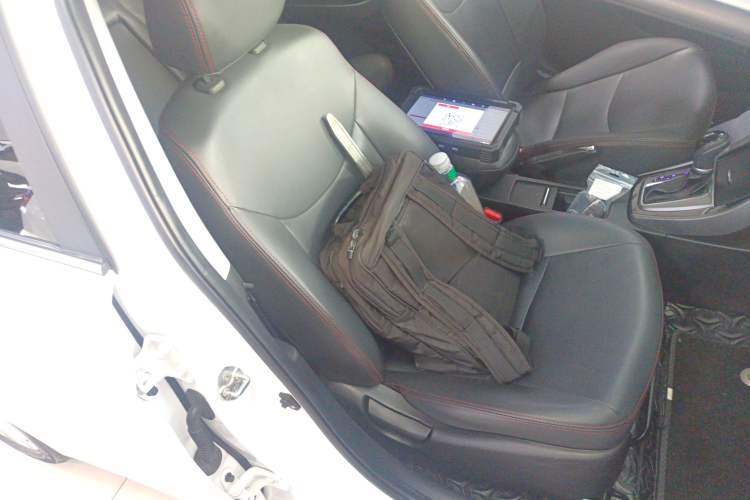 Used Hyundai Elantra (5th Generation / Langdong) 2016 1.6L Automatic Prestige Model
