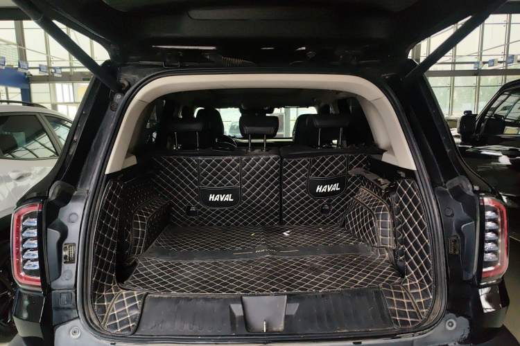 Used Haval DARGO 2021 2.0T DCT Two-Wheel Drive Chinese Mastiff Edition Trunk