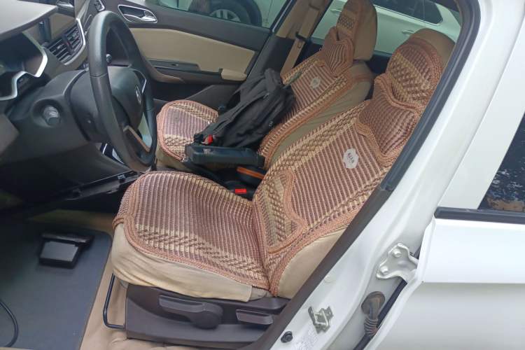 Used Baojun 310W 2017 1.5L Manual Comfort Version China V
