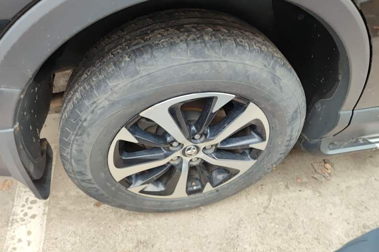 Used Toyota RAV4 2016 2.0L CVT Two-Wheel Drive Fashion Edition China V Standard