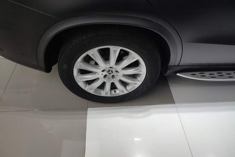 Used Mercedes-Benz GLE Coupe 2017 GLE 320 4MATIC Coupe SUV
