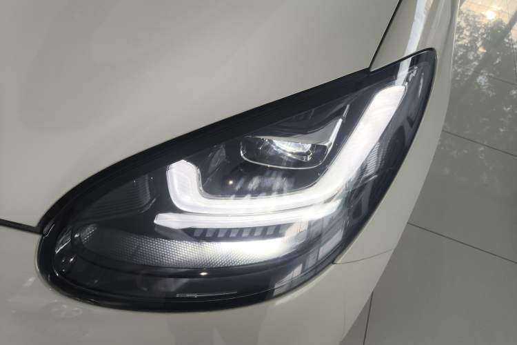 Used Wuling Bingo 2023 333 km Lingxi Connected+ Version
