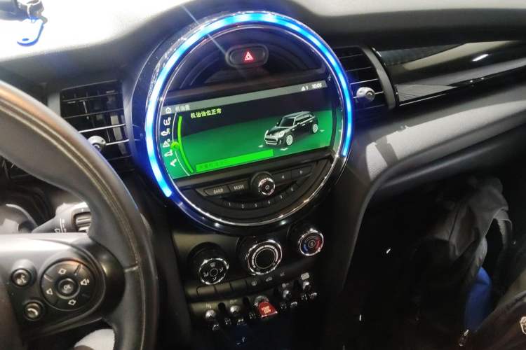 Used MINI 2018 1.5T COOPER Classic Edition Five-Door Version
