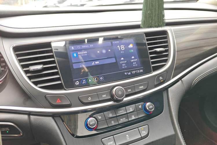 Used Buick LaCrosse 2022 652T Luxury Version
