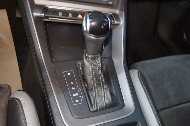 Used Audi Q3 2020 35 TFSI Fashion Dynamic Model