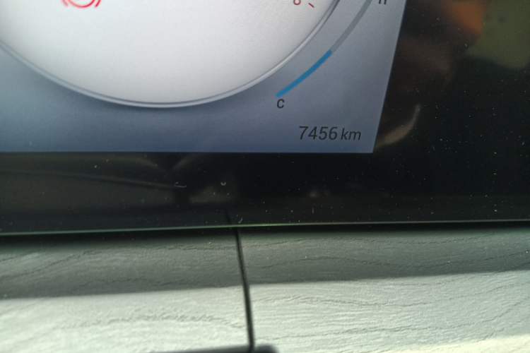 Used Chery Tiggo 8 PRO 2025 290T Two-Wheel-Drive Luxury Edition Odometer Close Up