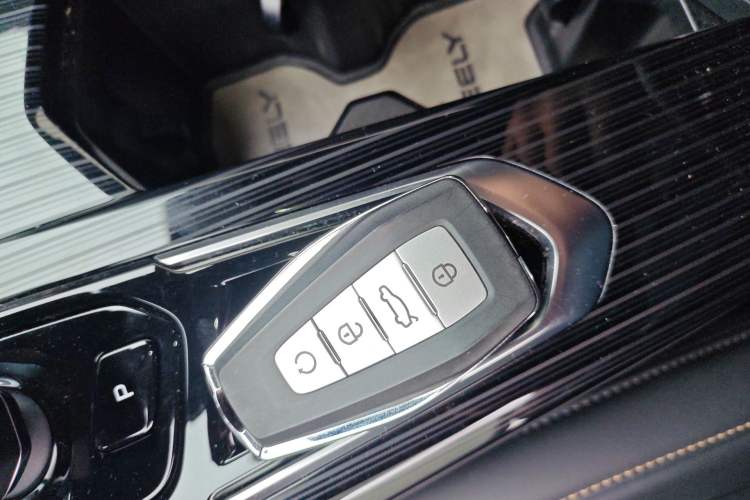 Used Geely Auto Monjaro L 2024 2.0TD DCT EVO Two-Wheel Drive Long-Range Version
