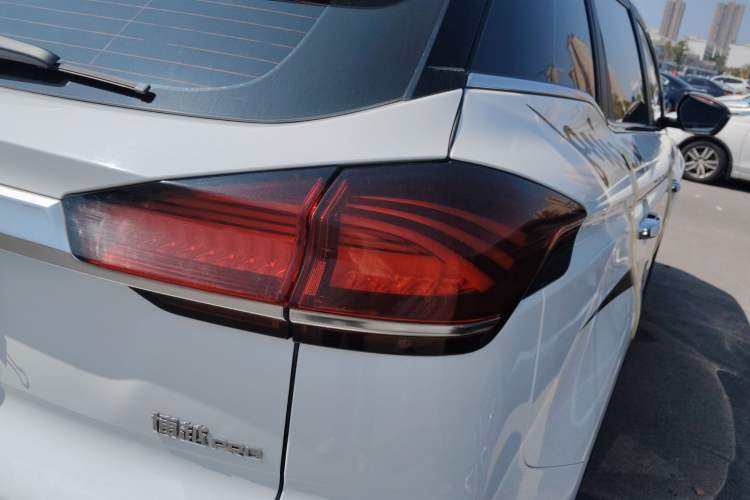 Used Geely Auto Emgrand X7 Sport 2020 1.8TD DCT Smart PRO