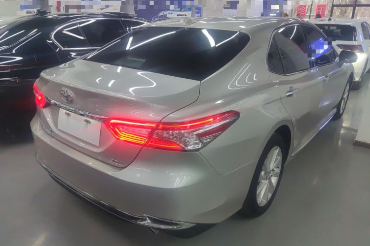Used Toyota Camry 2023 2.0G Luxury Edition