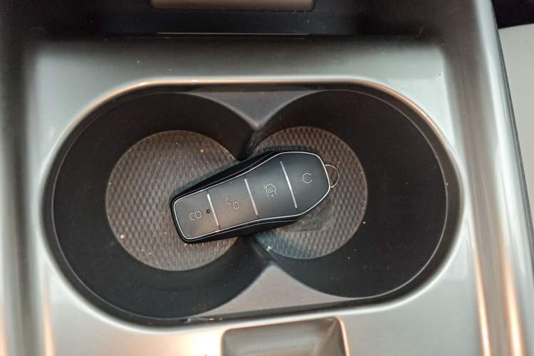 Used BYD Dolphin 2021 405 km Fashion Edition Vehicle Key