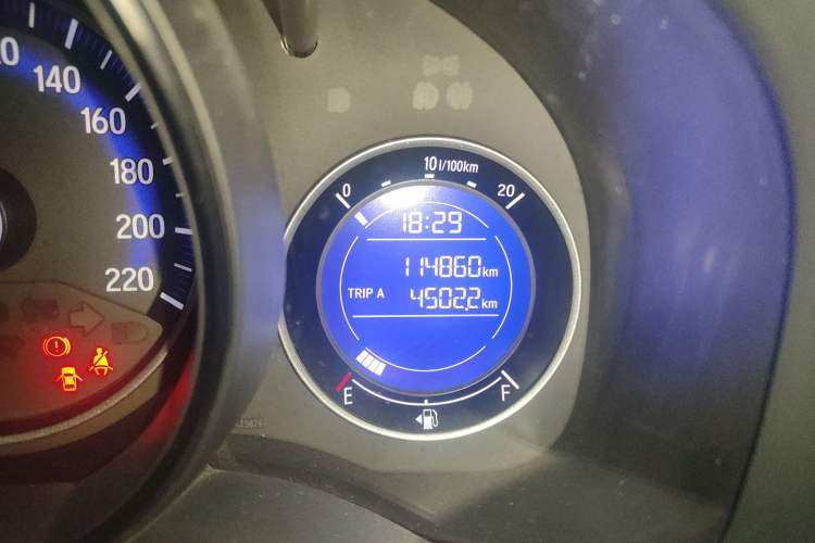 Used Honda Fit 2016 1.5L LXS CVT Comfort Sunroof Version
