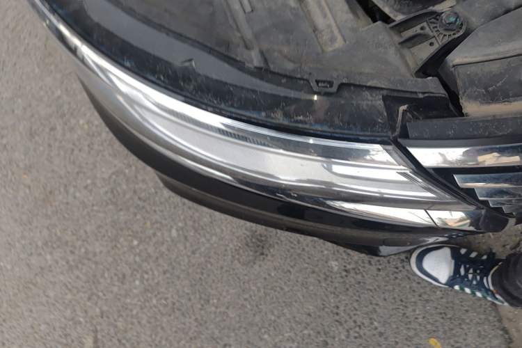 Used Roewe i6 2020 PLUS 1.6L CVT 4G Connected Glory Luxury Edition Right Front Headlight