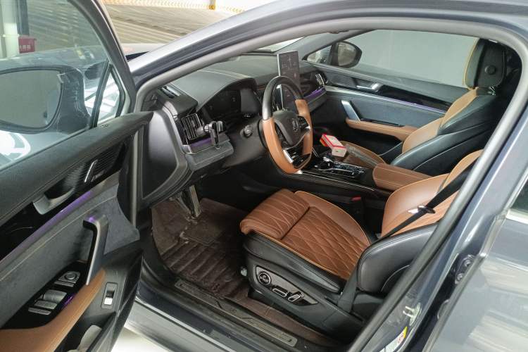 Used BYD Tang New Energy 2021 DM-i 112KM Prestige Model
