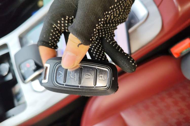 Used JETOUR X70 PRO 2023 1.5T DCT Comfort Edition 5 Seats