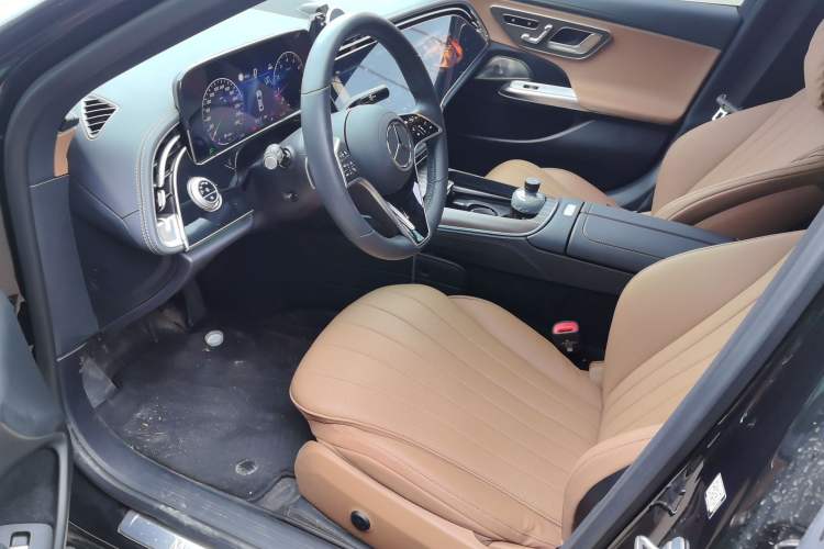 Used Mercedes-Benz E-Class 2024 E 300 L Luxury Model Left Front Seat
