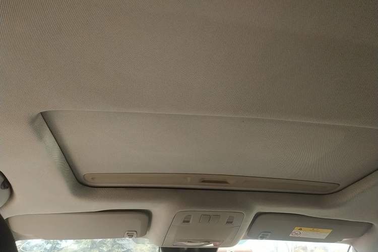 Used Buick Regal 2014 1.6T Fashionable Tech Edition
