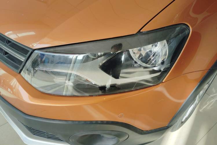 Used Volkswagen Polo 2014 1.6L Cross Polo Automatic