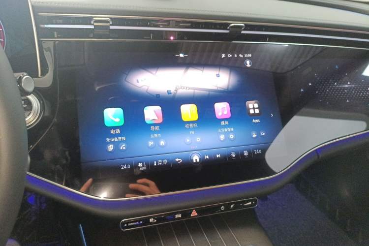 Used Mercedes-Benz E-Class 2025 Facelift E 300 L Luxury Edition Audio And AC Panel